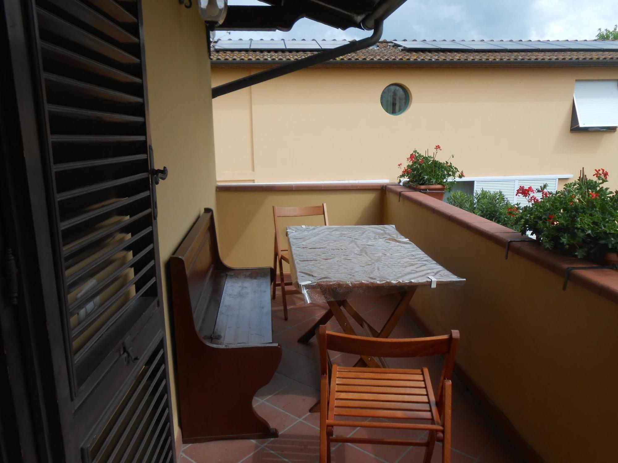 Casa Vacanze Orsi ลุคคา ภายนอก รูปภาพ