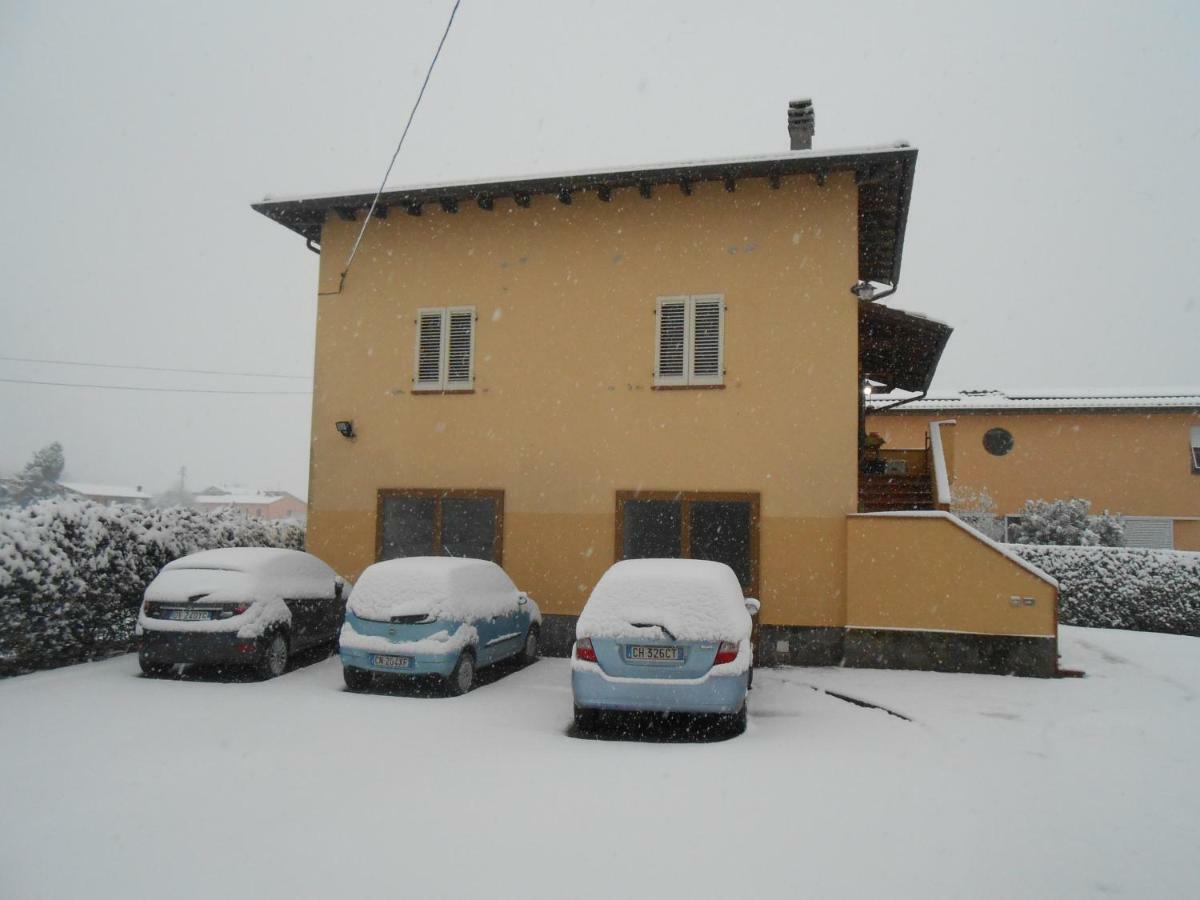Casa Vacanze Orsi ลุคคา ภายนอก รูปภาพ