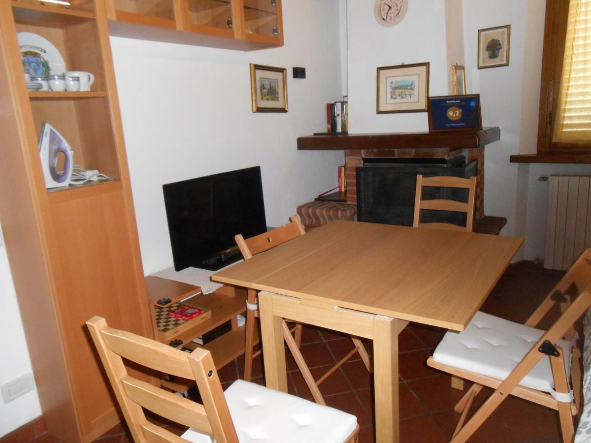 Casa Vacanze Orsi ลุคคา ภายนอก รูปภาพ