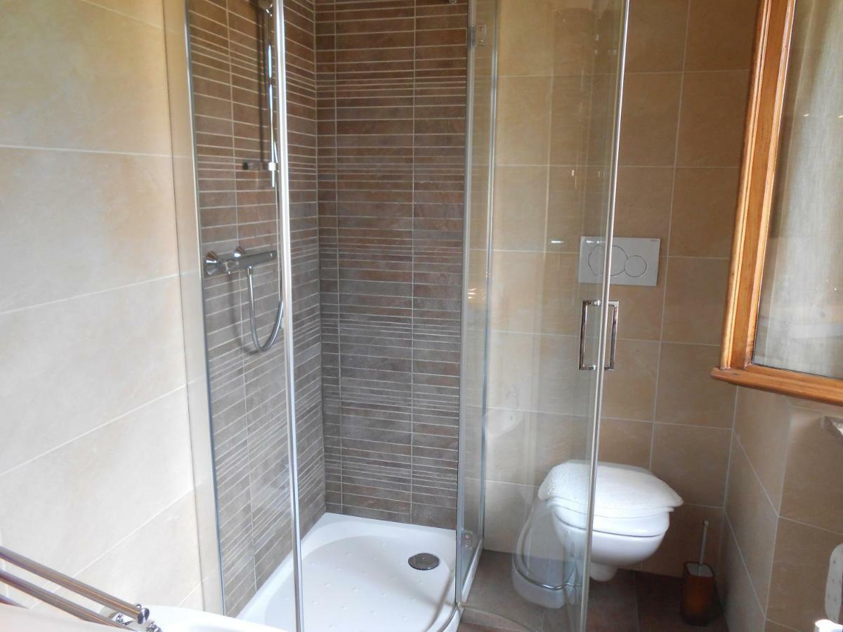 Casa Vacanze Orsi ลุคคา ภายนอก รูปภาพ