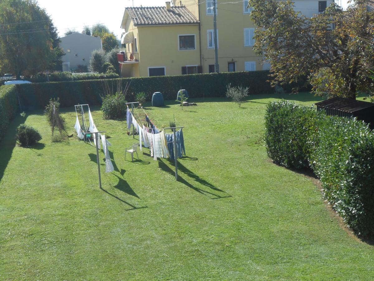 Casa Vacanze Orsi ลุคคา ภายนอก รูปภาพ